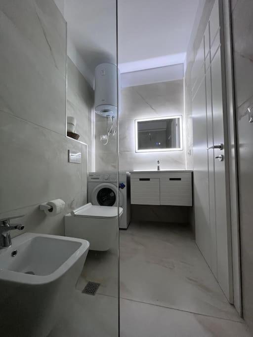 Inizio Apartament *
