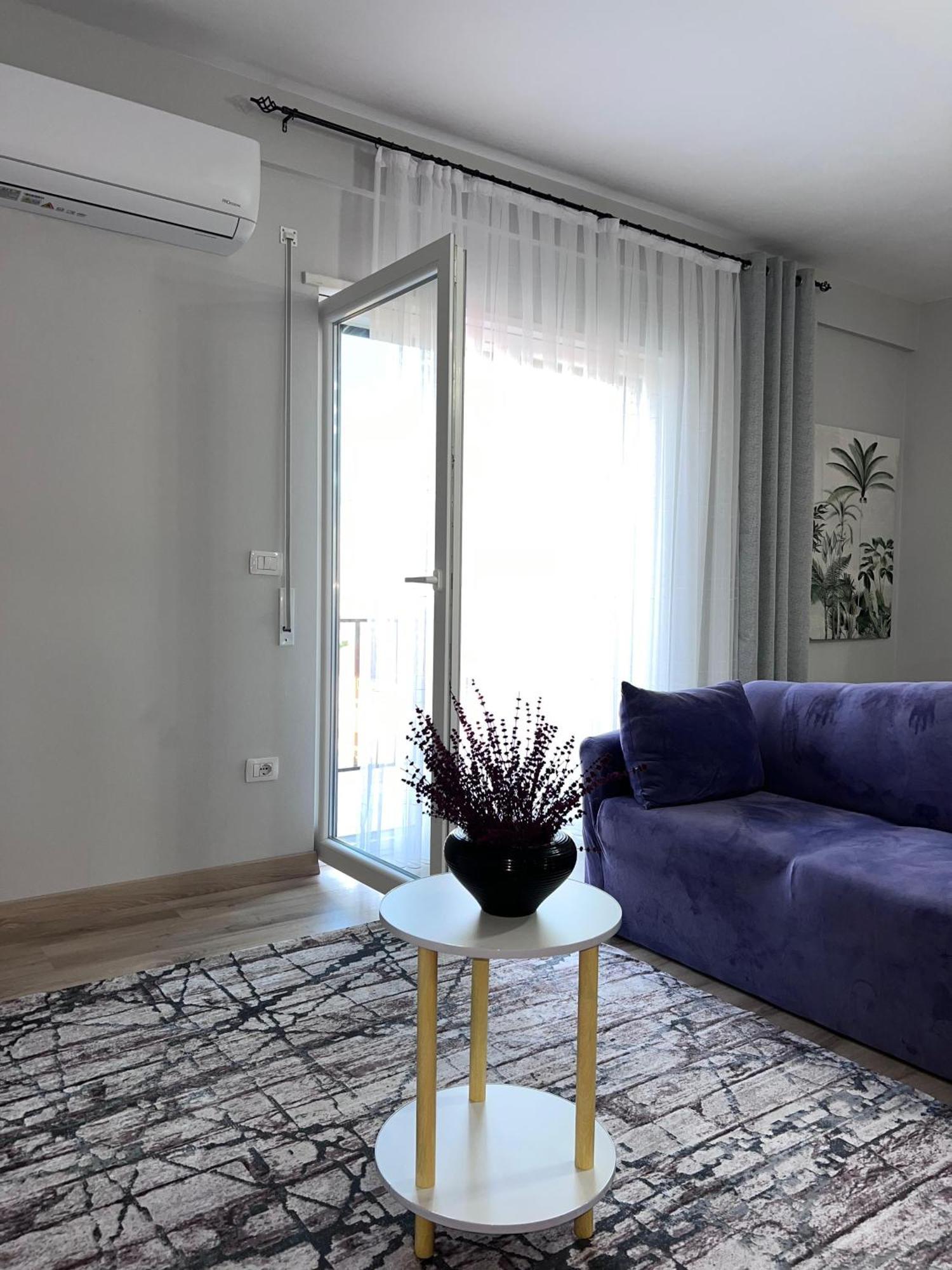 Inizio Apartament *